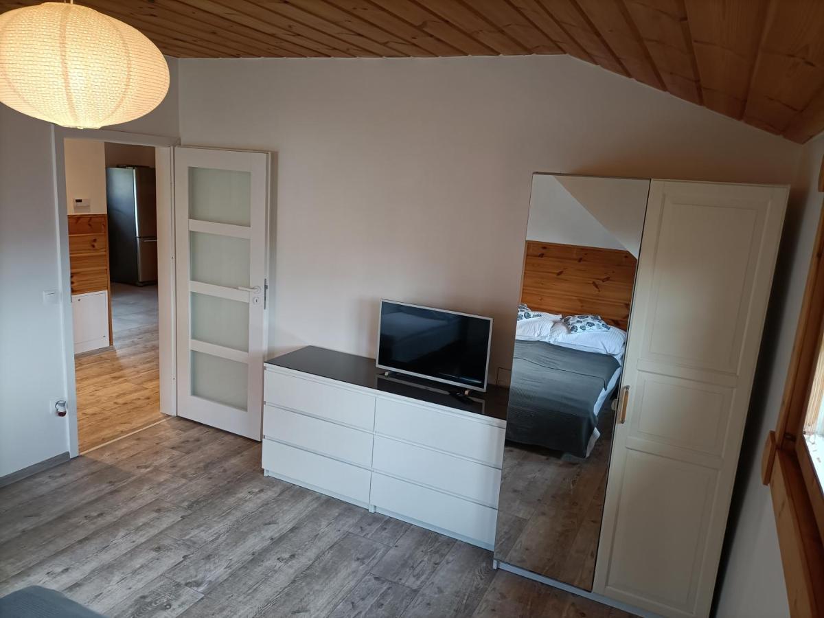 דירות שצ'קלארסקה פוראובה Apartament Na Uboczu מראה חיצוני תמונה